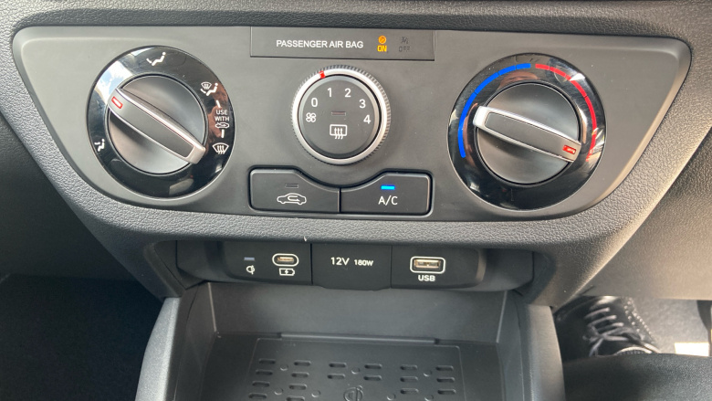 Hyundai i10 1.0 [63] Advance 5dr [Nav] Petrol Hatchback